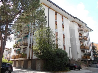 Appartamento in Affitto a Treviso, 900&euro;, 120 m², con Box