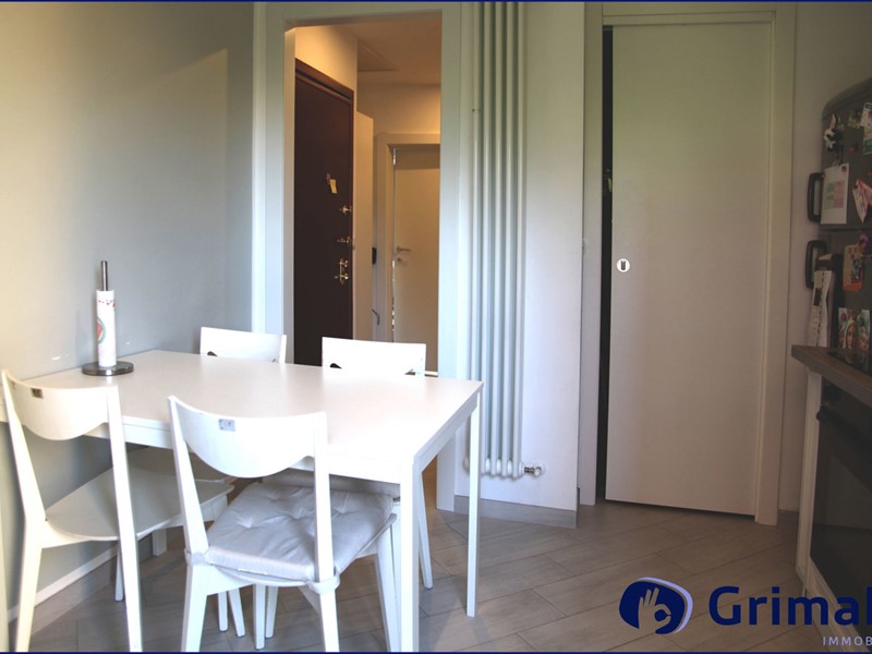 Bilocale in Vendita a Milano, 220'000&euro;, 69 m²