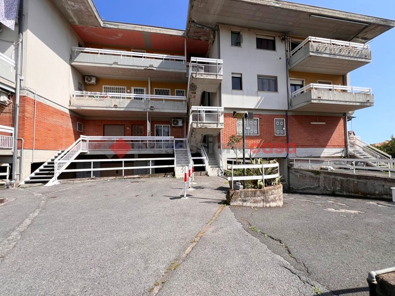 Bilocale in Affitto a Aci Castello, 600&euro;, 40 m², arredato, con Box