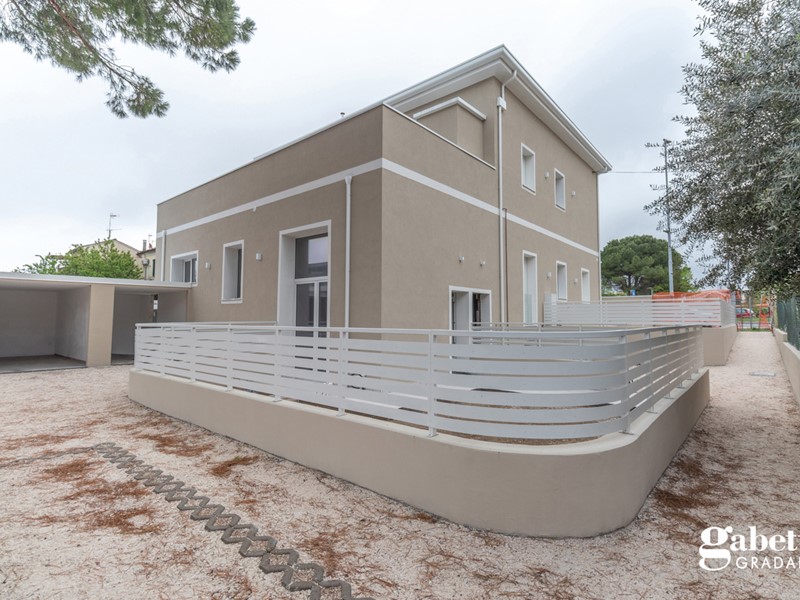 Attico in Vendita a Pesaro, 295'000&euro;, 120 m²