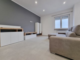 Trilocale in Affitto a Caserta, 750&euro;, 70 m², arredato