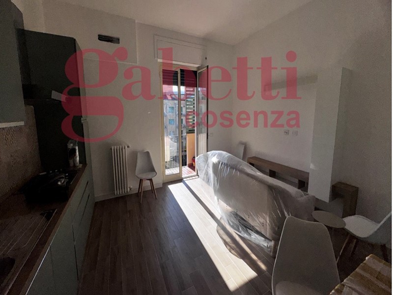 Monolocale in Affitto a Cosenza, 350&euro;, 20 m², arredato