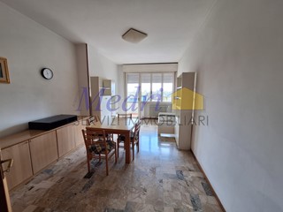Quadrilocale in Vendita a Cesena, zona Ospedale, 175'000&euro;, 110 m², con Box