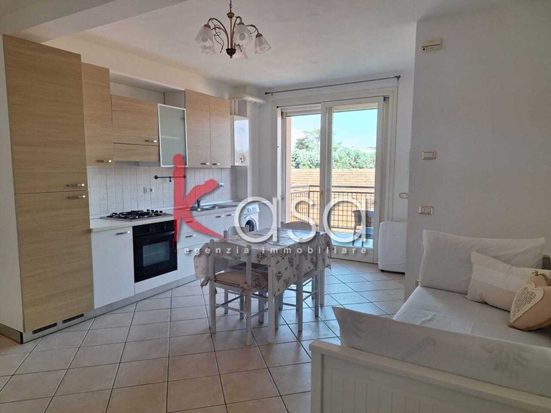 Monolocale in Affitto a Lonigo, zona Centrale, 550&euro;, 35 m², arredato