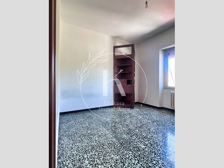 Quadrilocale in Vendita a Cengio, 49'000&euro;, 75 m², con Box