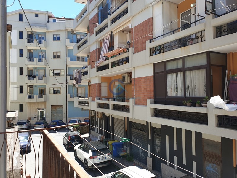 Trilocale in Affitto a Catanzaro, zona Lido Casciolino, 1'000&euro;, 65 m², arredato