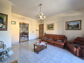 Quadrilocale in Affitto a Catanzaro, zona Santa Maria, 500&euro;, 106 m²
