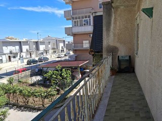 Appartamento in Vendita a Siracusa, 93'000&euro;, 111 m²