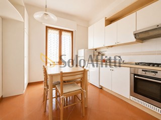 Trilocale in Affitto a Catanzaro, zona Lido Corso, 1'800&euro;, 90 m², arredato