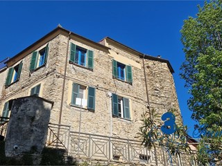 Appartamento in Vendita a Ortovero, 65'000&euro;, 70 m²
