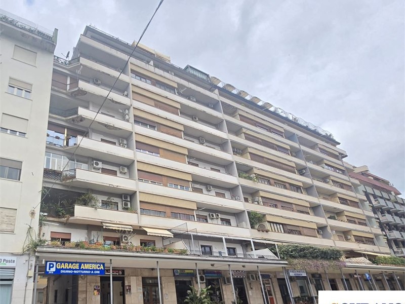 Appartamento in Vendita a Palermo, 287'000&euro;, 156 m²