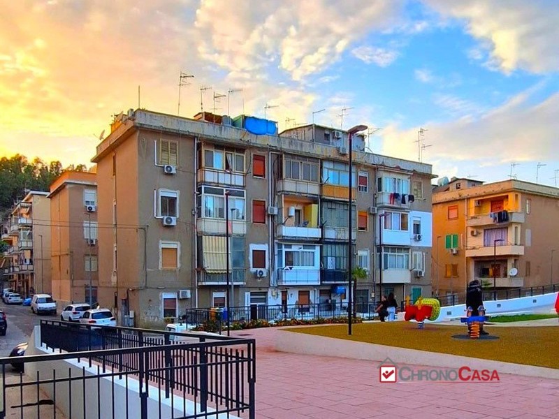 Trilocale in Vendita a Messina, 64'800&euro;, 78 m²