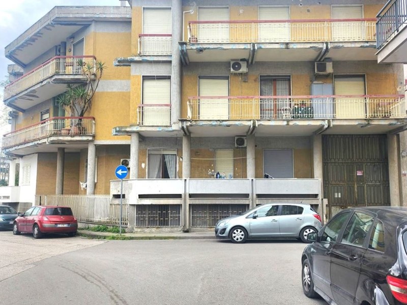Quadrilocale in Vendita a Frattamaggiore, 250'000&euro;, 138 m²