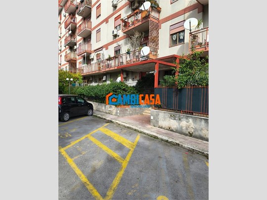Quadrilocale in Vendita a Palermo, 155'000&euro;, 120 m²