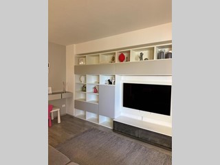 Appartamento in Vendita a Massa, 360'000&euro;, 90 m², arredato