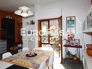 Appartamento in Vendita a Lucca, zona Santa Maria Del Giudice, 235'000&euro;, 139 m², con Box