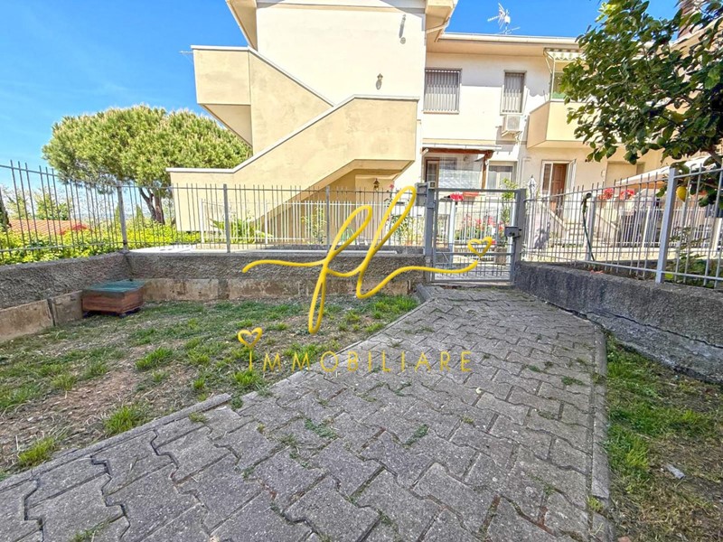 Quadrilocale in Vendita a Cecina, zona Cecina Marina, 238'000&euro;, 81 m², con Box