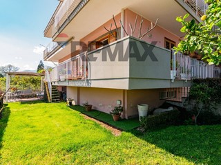 Quadrilocale in Vendita a Acireale, 185'000&euro;, 118 m²