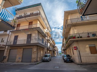 Quadrilocale in Vendita a Francofonte, 75'000&euro;, 120 m²