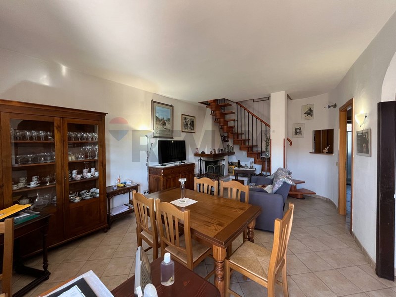 Quadrilocale in Vendita a Cavriglia, 137'650&euro;, 101 m²