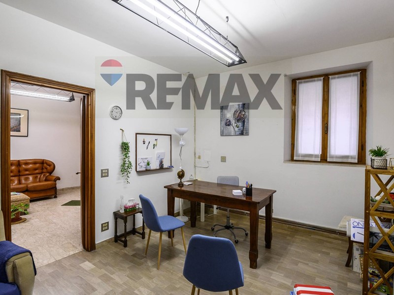 Trilocale in Vendita a Guastalla, 76'000&euro;, 141 m²