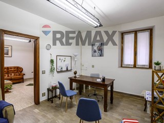 Trilocale in Vendita a Guastalla, 76'000&euro;, 141 m²
