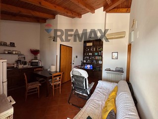 Bilocale in Vendita a Floridia, 44'000&euro;, 52 m²