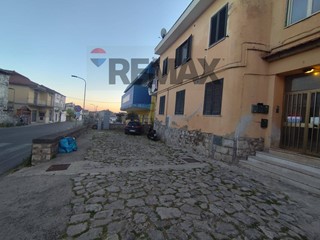 Bilocale in Vendita a Santi Cosma e Damiano, 49'000&euro;, 65 m²