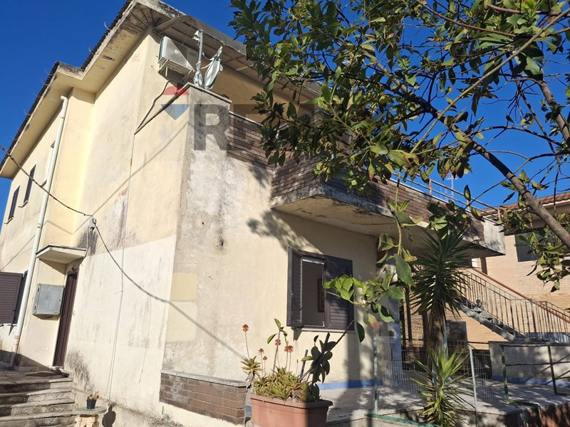 Trilocale in Vendita a Minturno, 118'000&euro;, 56 m²