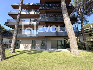 Quadrilocale in Vendita a Lignano Sabbiadoro, 550'000&euro;, 90 m²