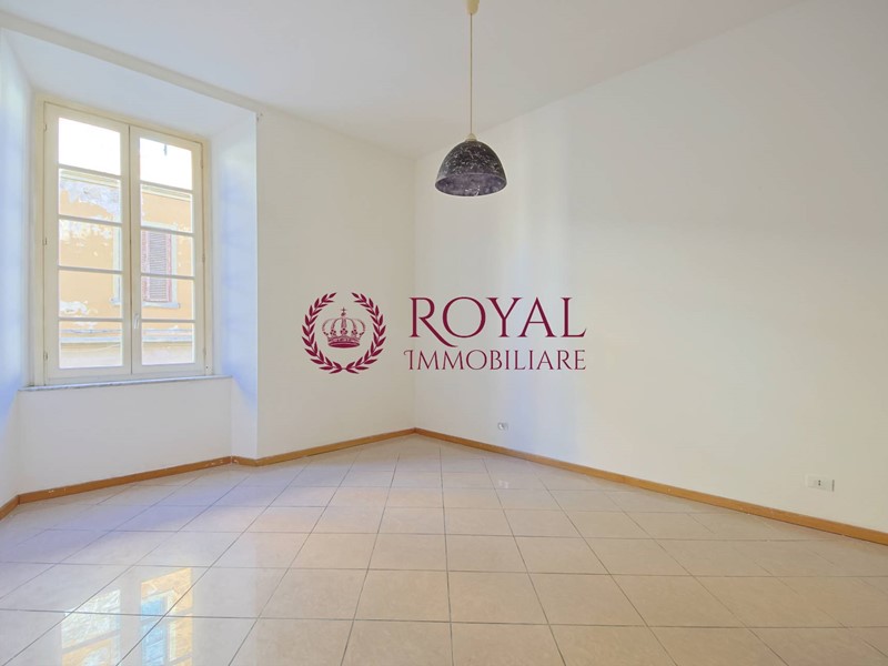 Bilocale in Vendita a Livorno, 70'000&euro;, 50 m²