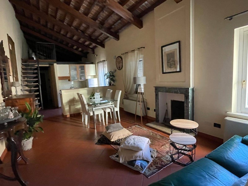 Trilocale in Affitto a Ferrara, 1'050&euro;, 110 m²