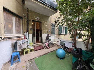Quadrilocale in Vendita a Genova, 49'000&euro;, 55 m²