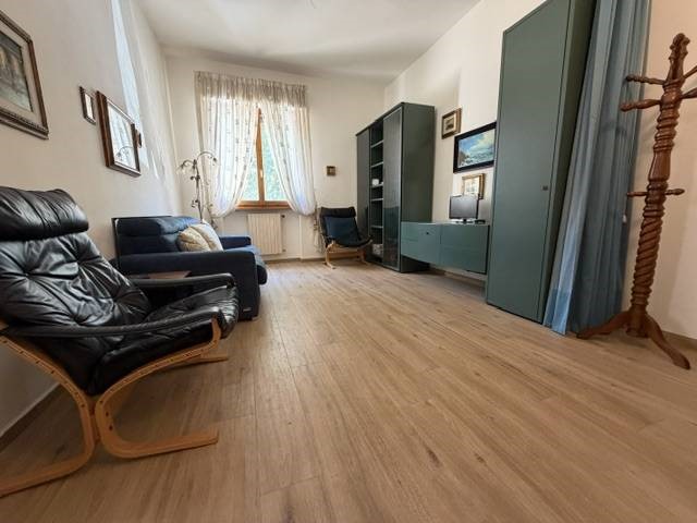 Trilocale in Vendita a Viareggio, 170'000&euro;, 62 m²