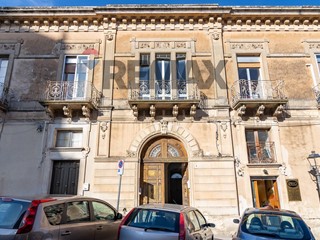 Trilocale in Vendita a Palazzolo Acreide, 110'000&euro;, 100 m²