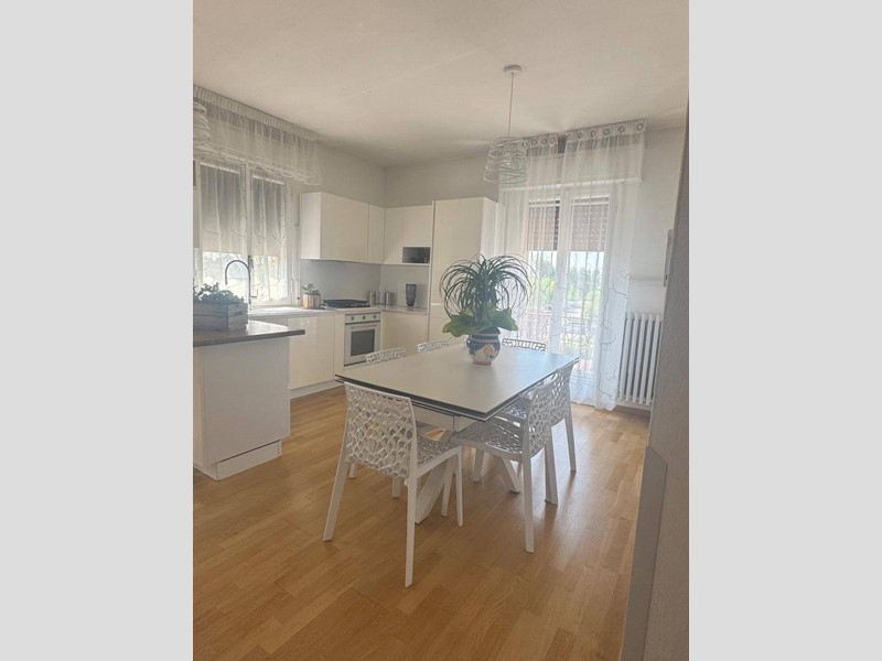 Trilocale in Vendita a Modena, 245'000&euro;, 110 m²