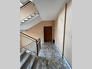 Trilocale in Vendita a Roma, 310'000&euro;, 106 m²