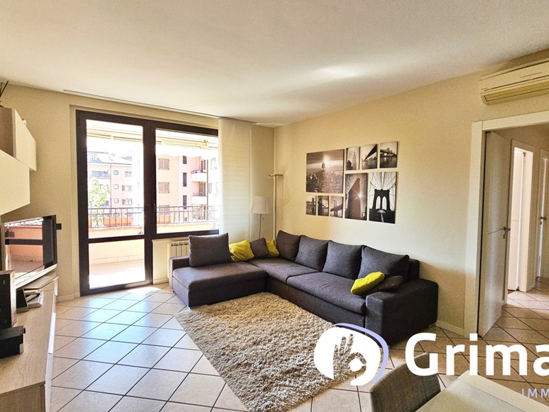 Quadrilocale in Affitto a San Giuliano Milanese, 1'400&euro;, 125 m², arredato, con Box