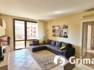 Quadrilocale in Affitto a San Giuliano Milanese, 1'400&euro;, 125 m², arredato, con Box