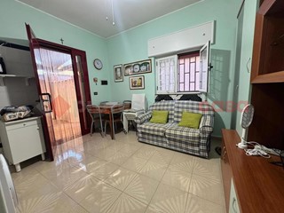 Trilocale in Vendita a Pulsano, 68'000&euro;, 45 m²