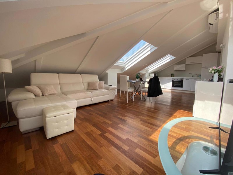 Bilocale in Affitto a Milano, 1'350&euro;, 50 m², arredato