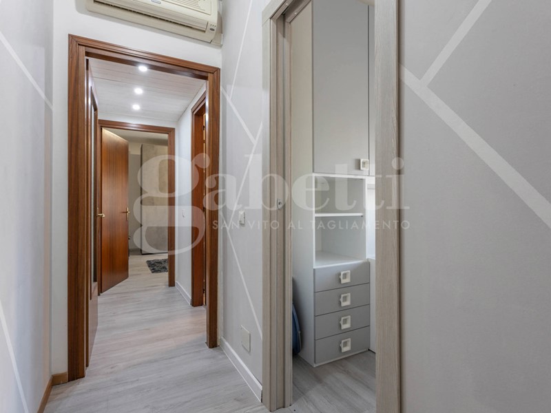 Trilocale in Vendita a Azzano Decimo, 85'000&euro;, 65 m², arredato, con Box