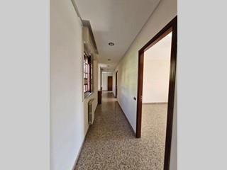 Quadrilocale in Affitto a Palermo, 680&euro;, 145 m²