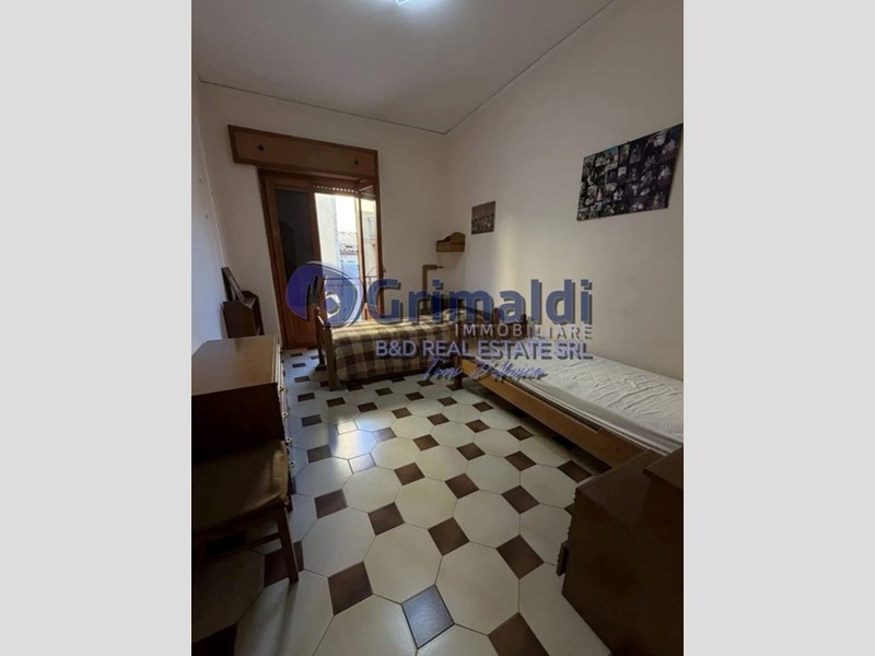 Quadrilocale in Vendita a Bagheria, 95'000&euro;, 120 m²