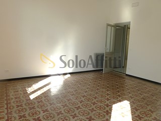 Appartamento in Affitto a Sanremo, 750&euro;, 68 m²