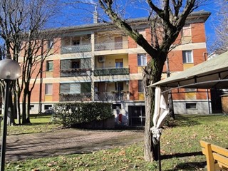 Quadrilocale in Vendita a Modena, zona Madonnina, 190'000&euro;, 120 m², con Box