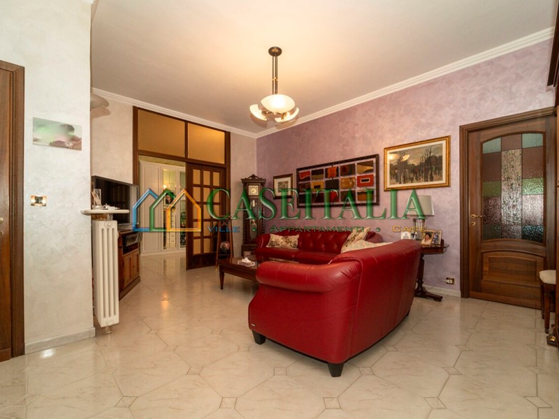 Quadrilocale in Vendita a Beinasco, zona Borgaretto, 155'000&euro;, 110 m²