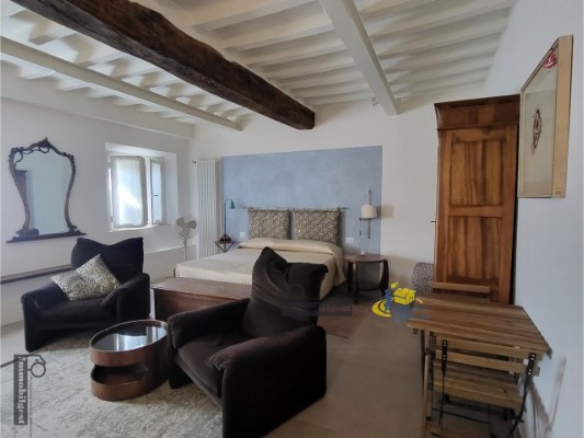 Bilocale in Affitto a Parma, 1'000&euro;, 80 m², arredato