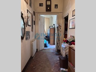 Quadrilocale in Vendita a La Spezia, 115'000&euro;, 91 m²