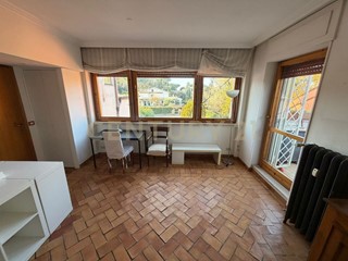 Appartamento in Vendita a Roma, 176'000&euro;, 57 m², con Box